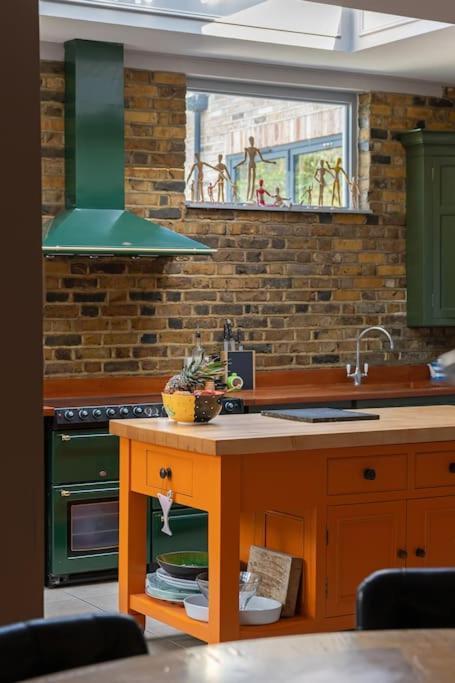 Iconic House In Wandsworth Casa vacanze Londra