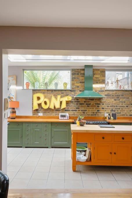 Iconic House In Wandsworth Casa vacanze Londra