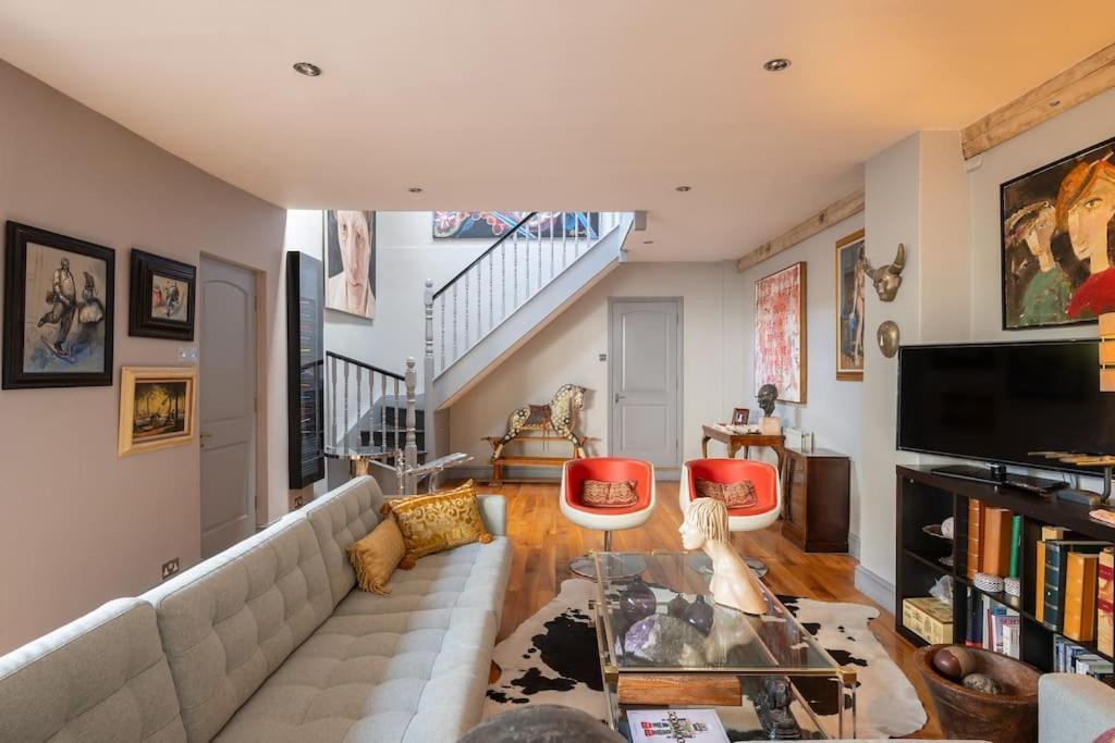 Iconic House In Wandsworth *
