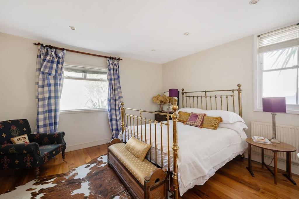 Iconic House In Wandsworth Holiday home